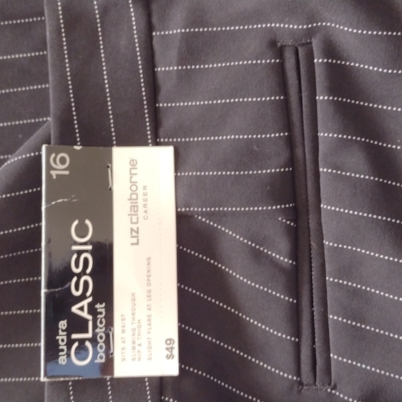 Liz Claiborne career pants - Picture 9 of 11